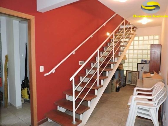 Casa de Condomínio à venda com 3 quartos, 275m² - Foto 3