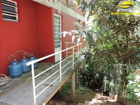 Casa de Condomínio à venda com 3 quartos, 275m² - Foto 30