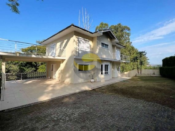 Casa de Condomínio à venda e aluguel com 4 quartos, 380m² - Foto 1