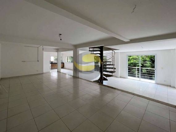 Casa de Condomínio à venda e aluguel com 4 quartos, 380m² - Foto 30