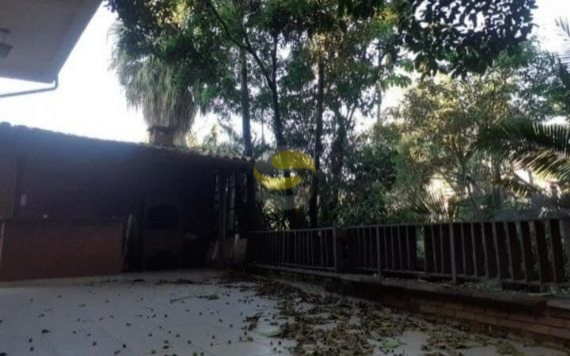Casa de Condomínio à venda com 3 quartos, 395m² - Foto 8
