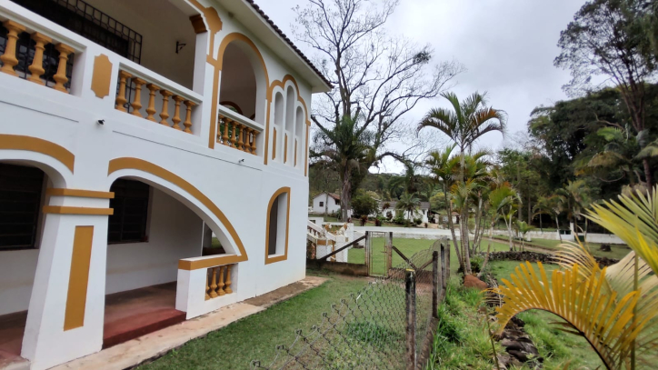 Sítio à venda com 3 quartos, 315000m² - Foto 8
