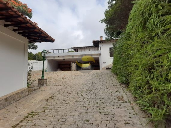 Casa de Condomínio para alugar com 3 quartos, 480m² - Foto 6