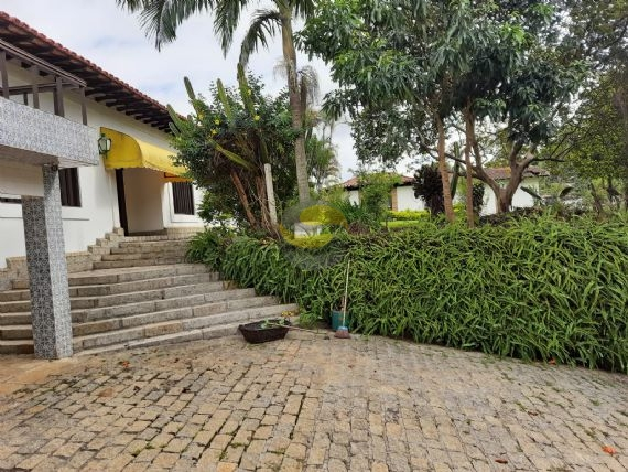 Casa de Condomínio para alugar com 3 quartos, 480m² - Foto 14