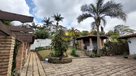 Casa de Condomínio para alugar com 3 quartos, 480m² - Foto 29