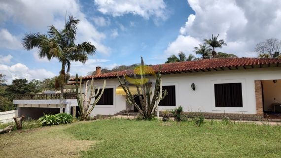 Casa de Condomínio para alugar com 3 quartos, 480m² - Foto 70