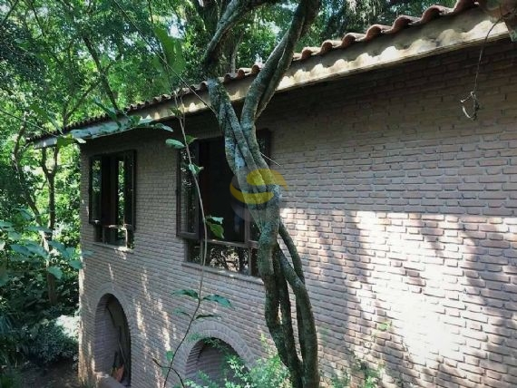 Chácara à venda e aluguel com 1 quarto, 271m² - Foto 40