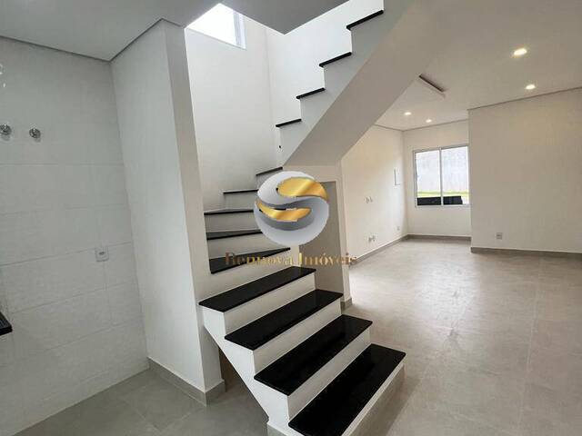 Casa em condomínio para Venda em Cotia - 2