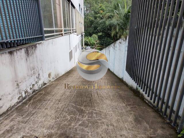 Galpão para Venda em Embu das Artes - 4