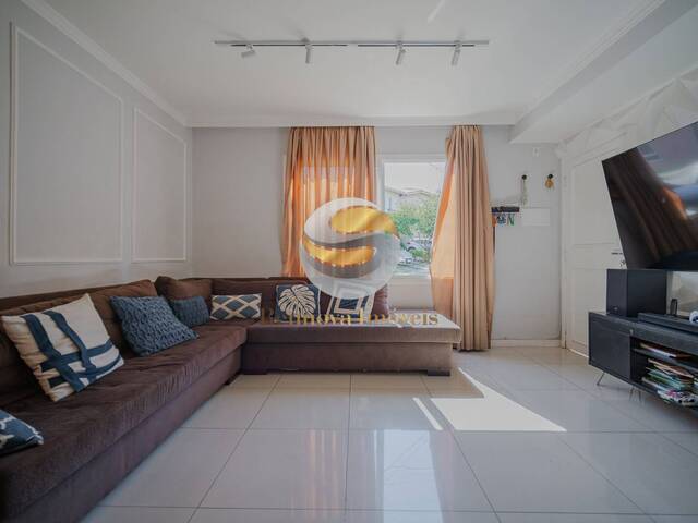 Venda em Jardim Petrópolis - Cotia