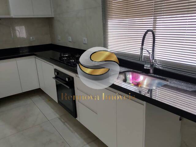 Venda em Jardim Semiramis - Cotia