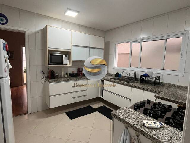 Venda em Jardim Maria Tereza - Cotia