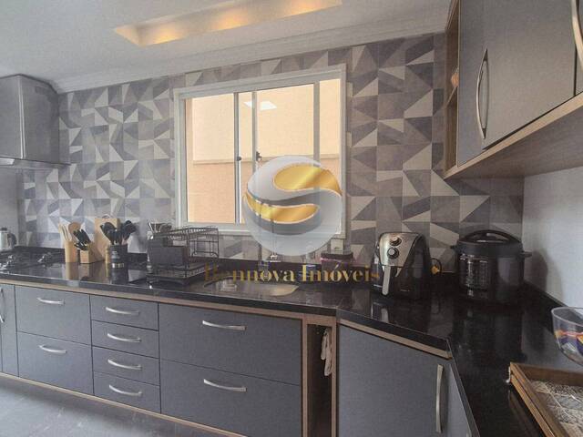 Venda em Jardim Petrópolis - Cotia