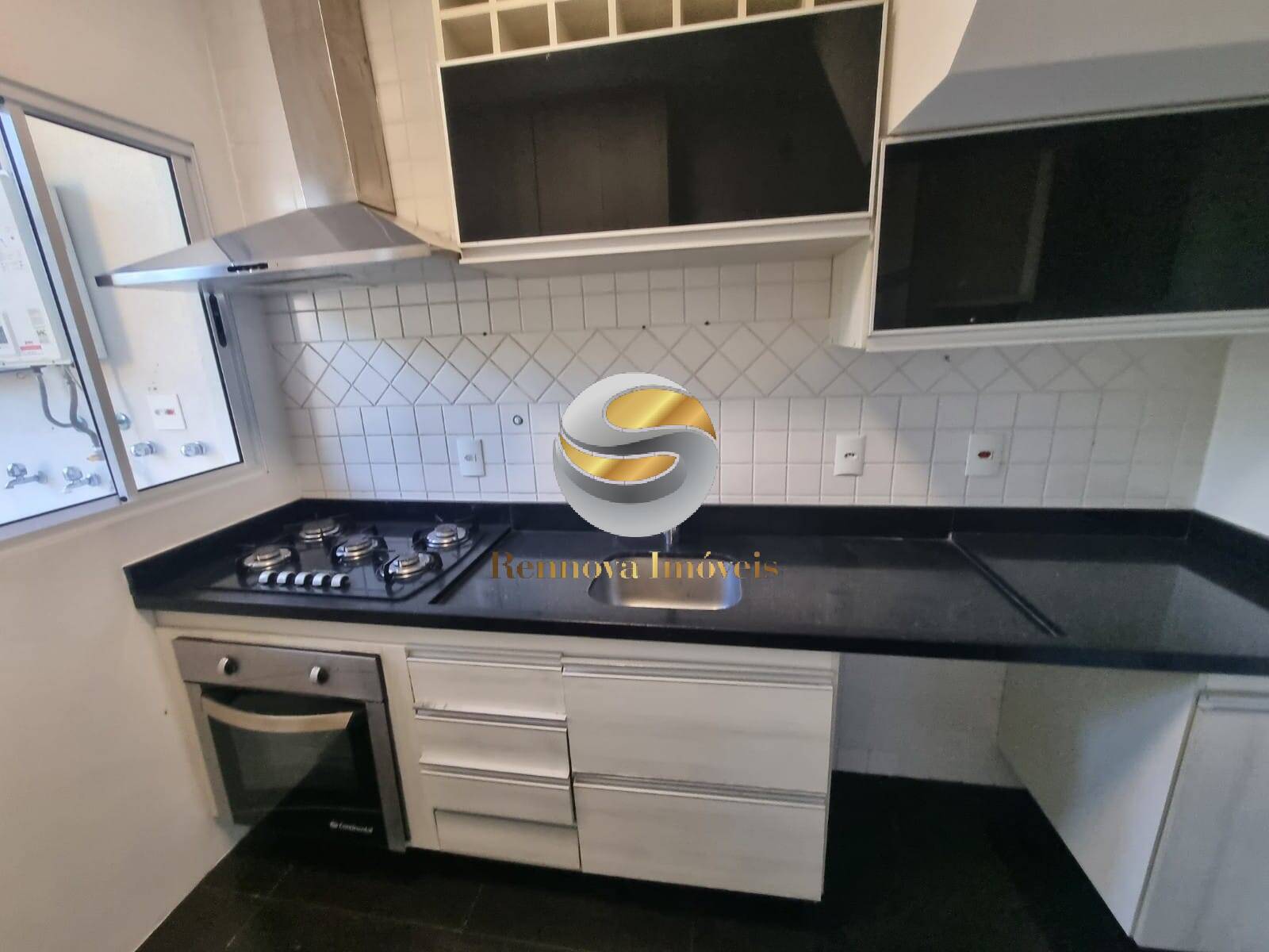 Casa de Condomínio à venda com 3 quartos, 100m² - Foto 2