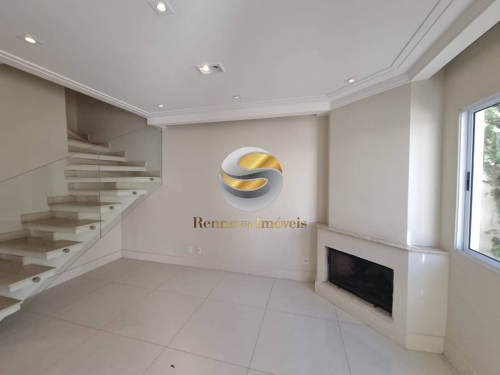 Casa de Condomínio à venda com 3 quartos, 100m² - Foto 1