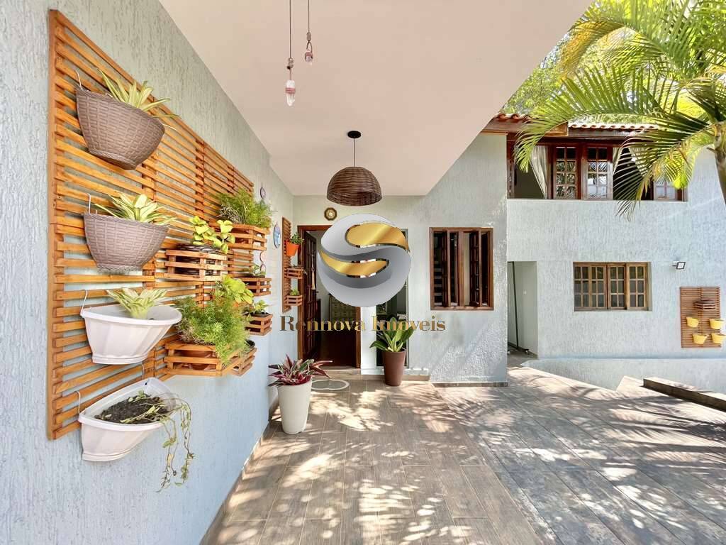Casa à venda com 3 quartos, 280m² - Foto 4