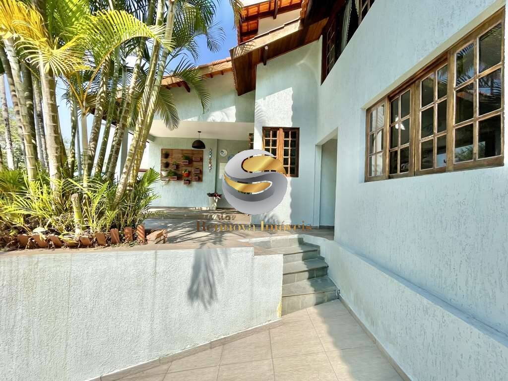 Casa à venda com 3 quartos, 280m² - Foto 2