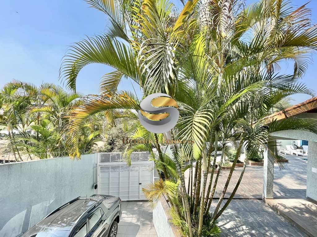 Casa à venda com 3 quartos, 280m² - Foto 5