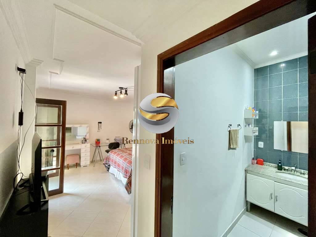 Casa à venda com 3 quartos, 280m² - Foto 18