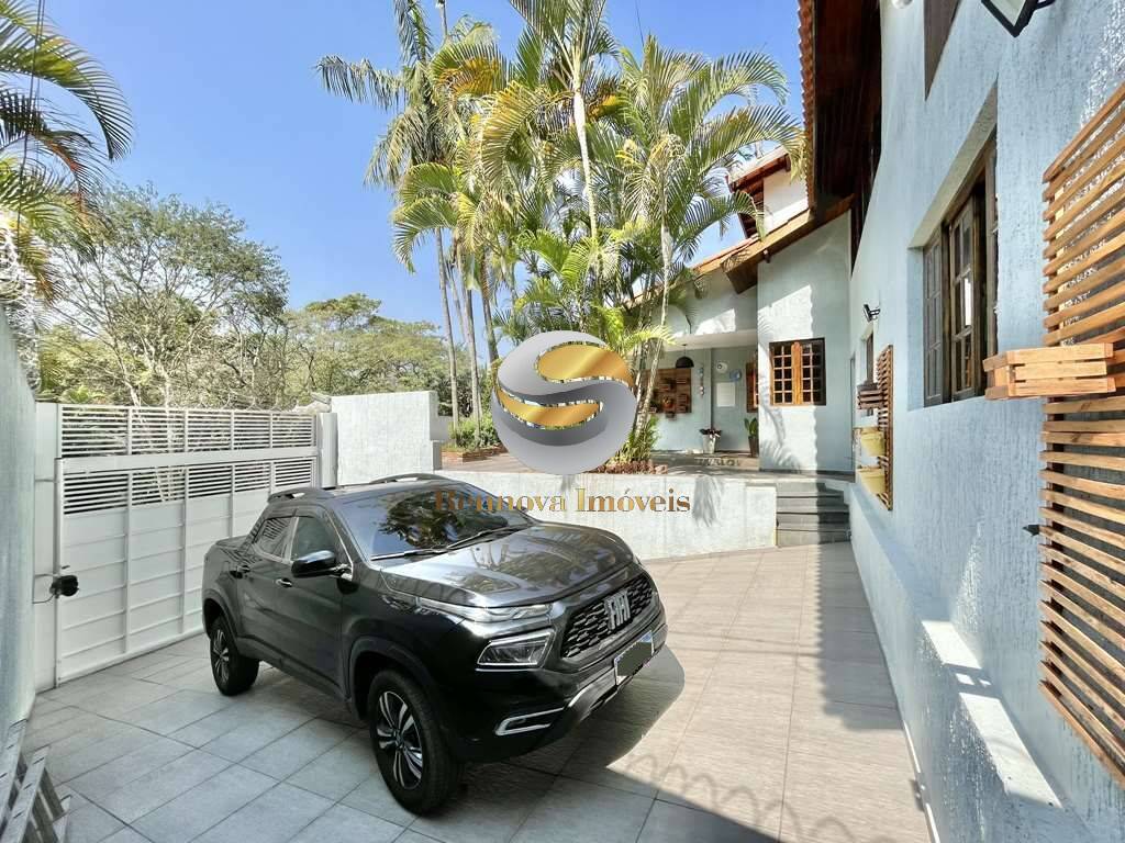 Casa à venda com 3 quartos, 280m² - Foto 47