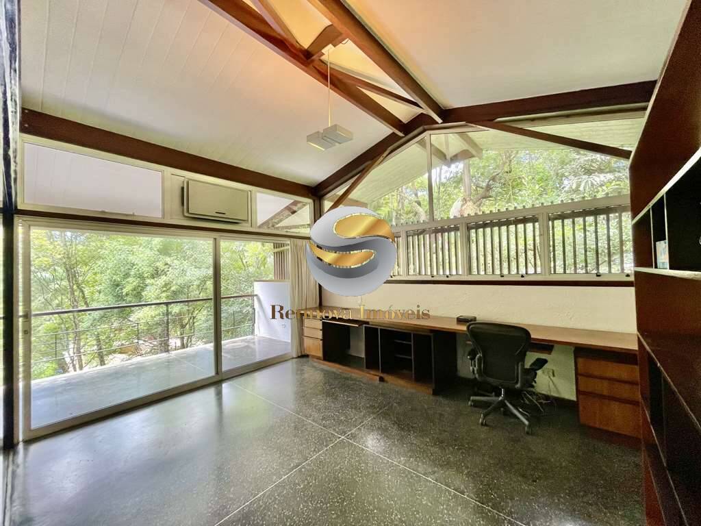 Casa de Condomínio à venda com 3 quartos, 380m² - Foto 19