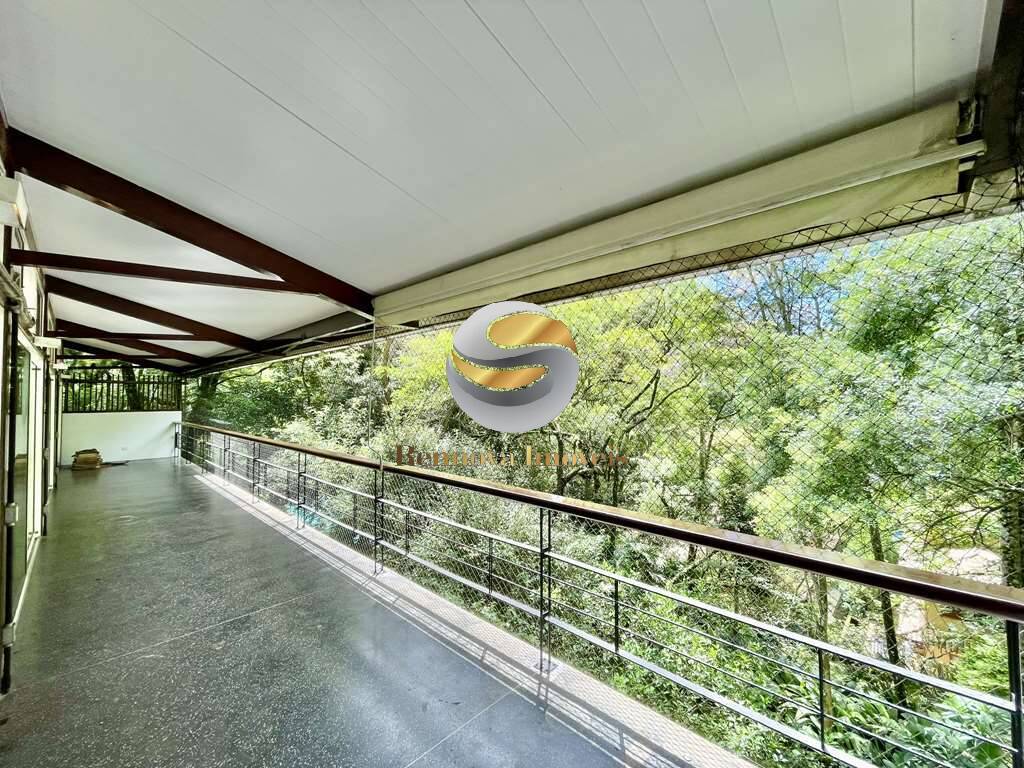 Casa de Condomínio à venda com 3 quartos, 380m² - Foto 26