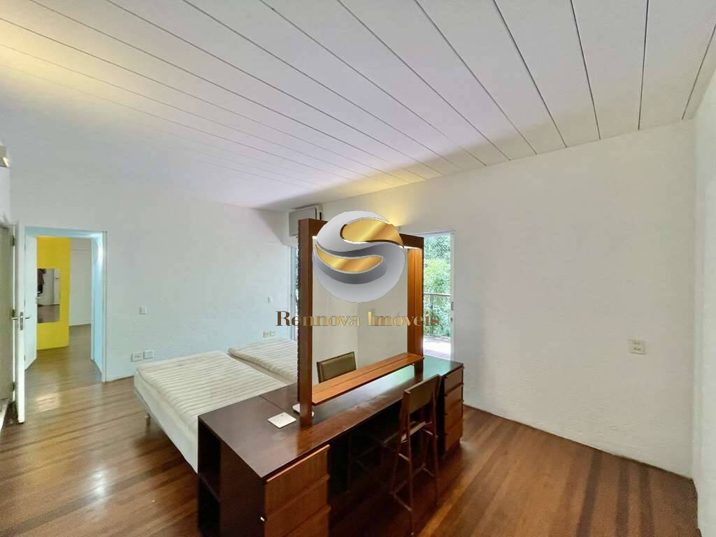 Casa de Condomínio à venda com 3 quartos, 380m² - Foto 33
