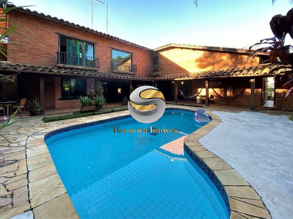 Casa de Condomínio à venda com 3 quartos, 553m² - Foto 1