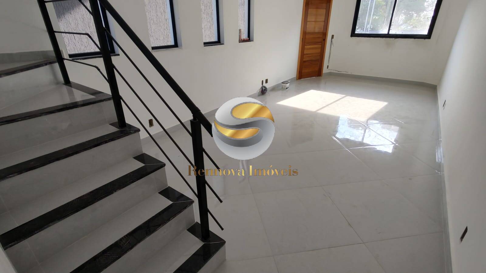 Casa de Condomínio à venda com 3 quartos, 129m² - Foto 4