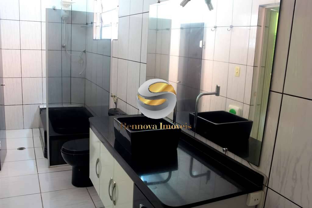 Casa, 5 quartos, 258 m² - Foto 11