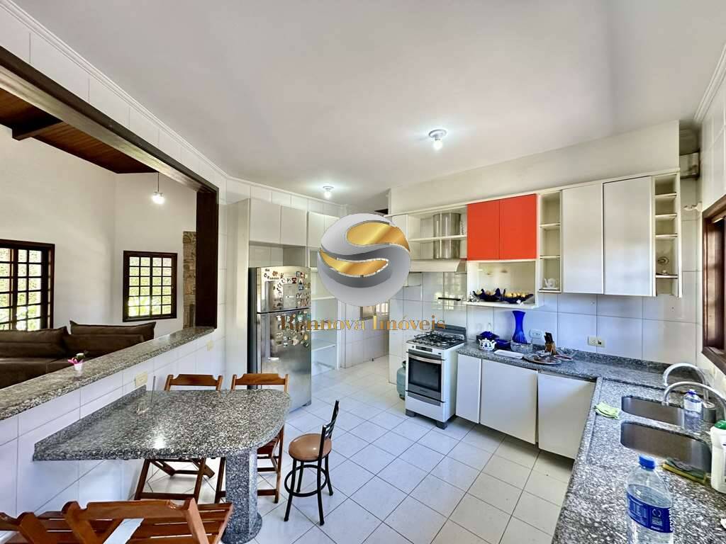 Casa, 3 quartos, 255 m² - Foto 23