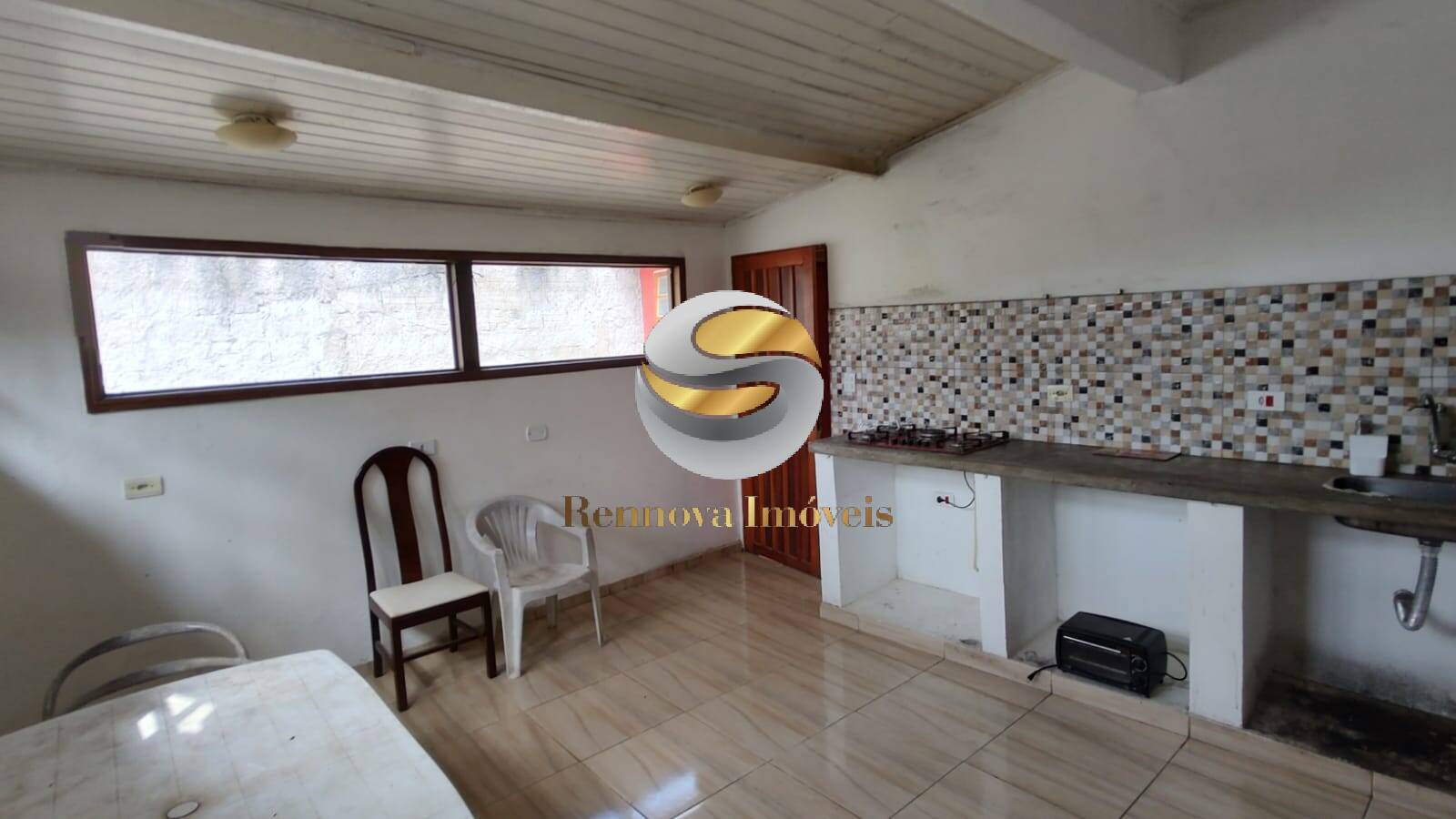 Casa, 2 quartos, 180 m² - Foto 4