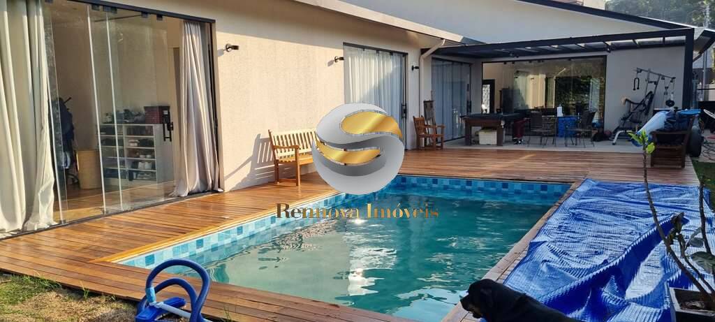 Casa, 3 quartos, 277 m² - Foto 3