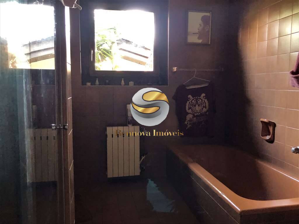 Casa de Condomínio à venda e aluguel com 3 quartos, 698m² - Foto 27
