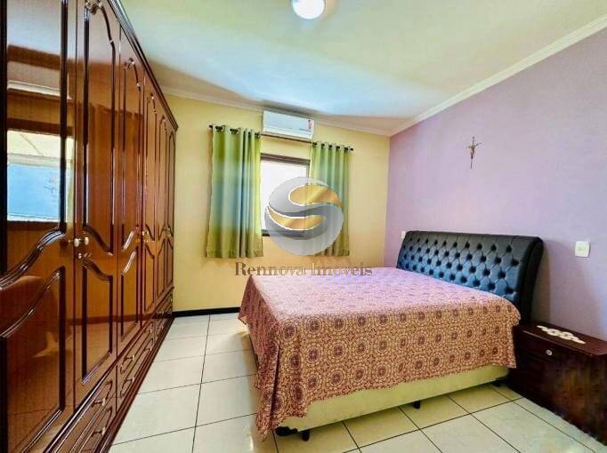 Casa à venda com 3 quartos, 500m² - Foto 25