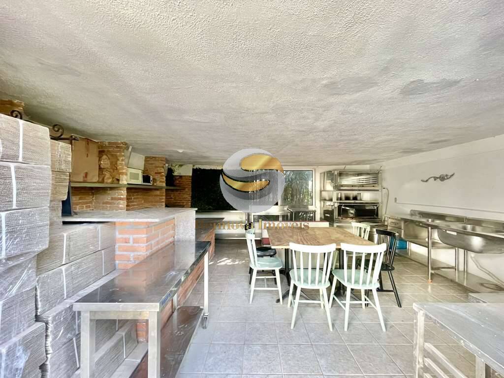 Casa, 4 quartos, 253 m² - Foto 6