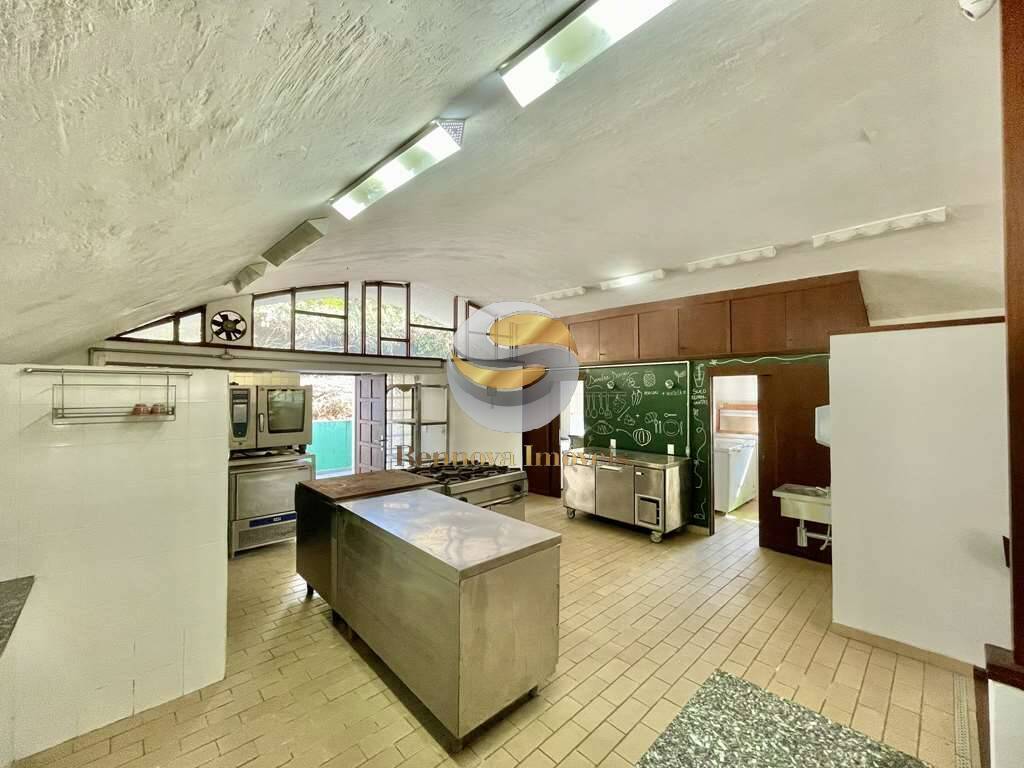 Casa, 4 quartos, 253 m² - Foto 33