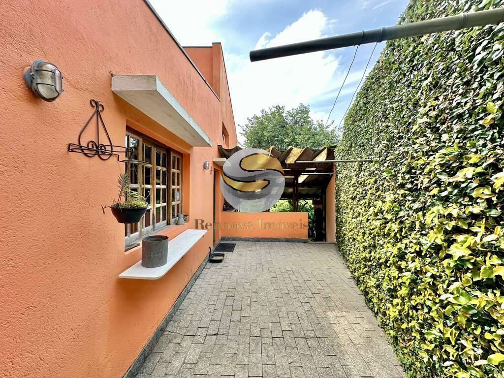 Casa, 4 quartos, 218 m² - Foto 24