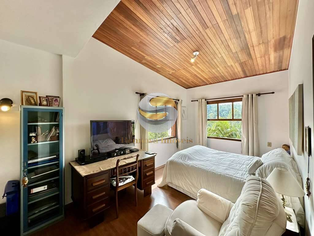 Casa, 4 quartos, 218 m² - Foto 48