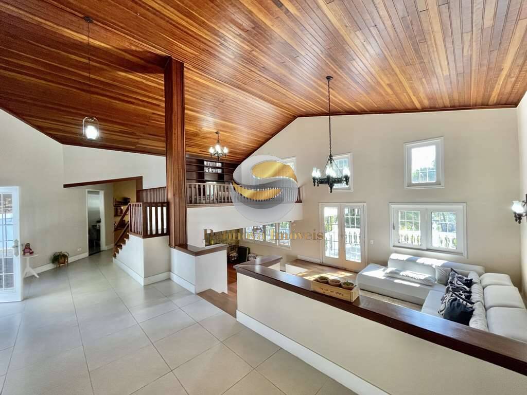 Casa de Condomínio à venda com 3 quartos, 600m² - Foto 8