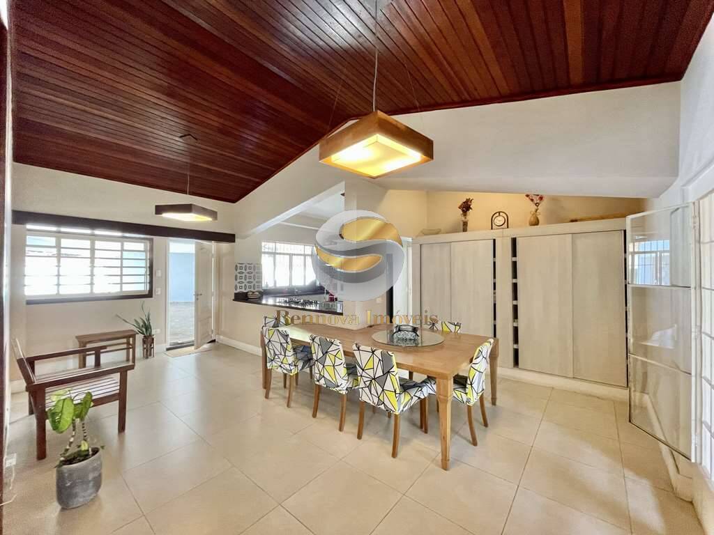 Casa de Condomínio à venda com 3 quartos, 600m² - Foto 18