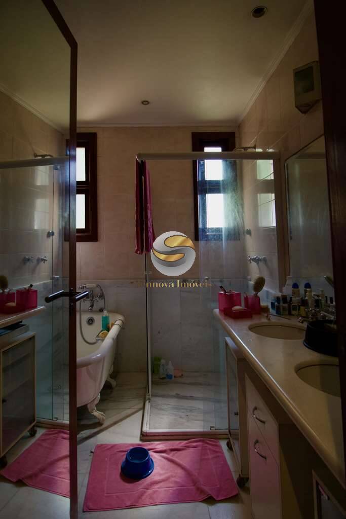 Casa de Condomínio à venda com 7 quartos, 628m² - Foto 32