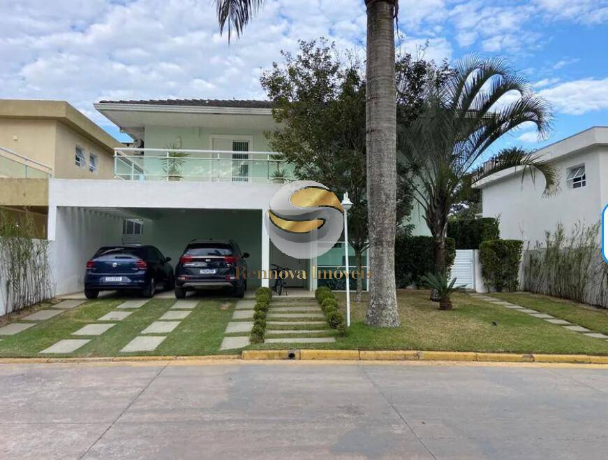Casa de Condomínio à venda com 4 quartos, 255m² - Foto 1