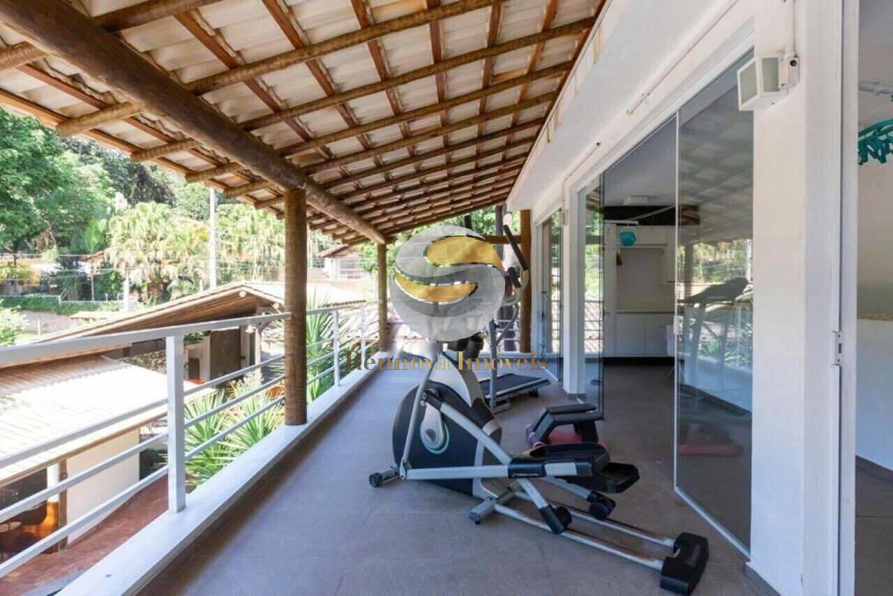 Casa de Condomínio à venda e aluguel com 3 quartos, 450m² - Foto 12