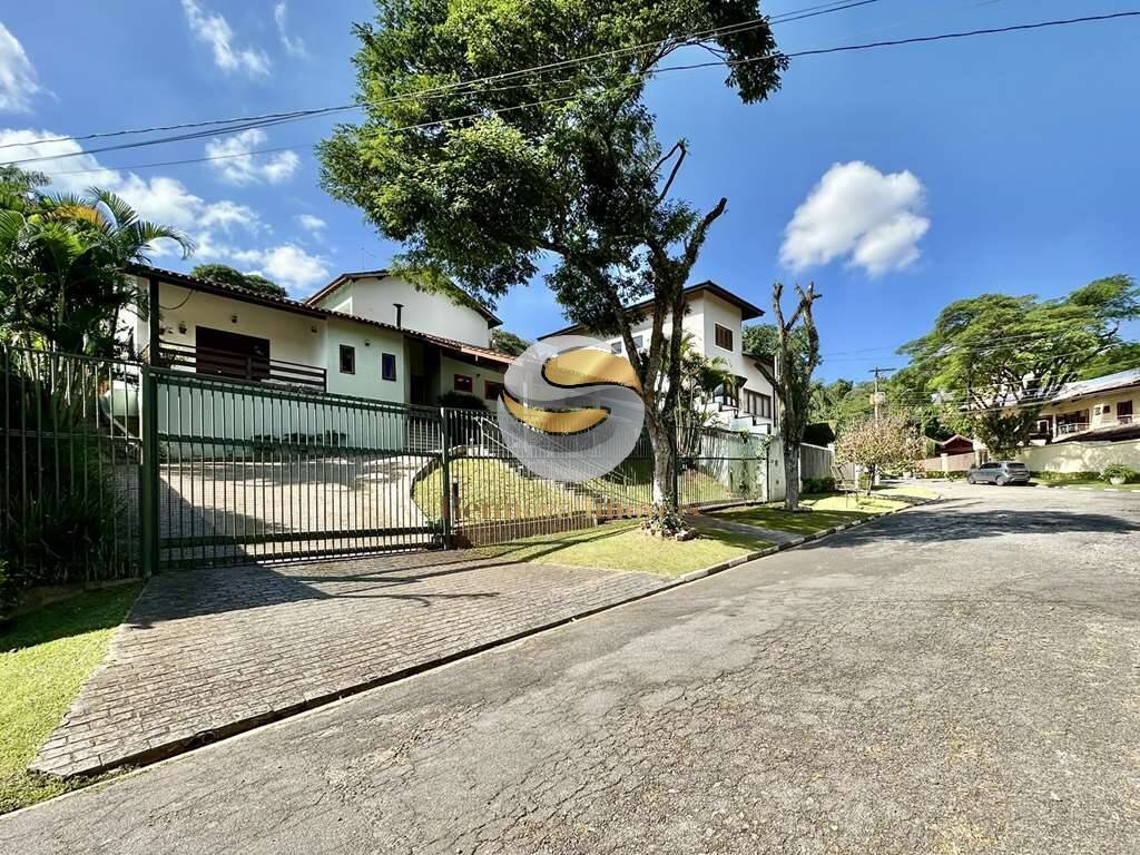 Casa à venda com 4 quartos, 359m² - Foto 4