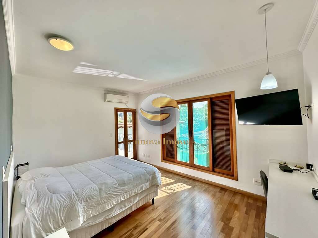 Casa à venda com 4 quartos, 359m² - Foto 24