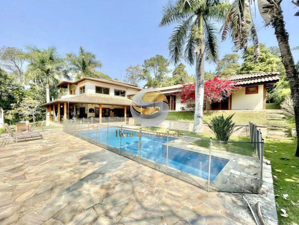 Casa de Condomínio à venda com 4 quartos, 540m² - Foto 1
