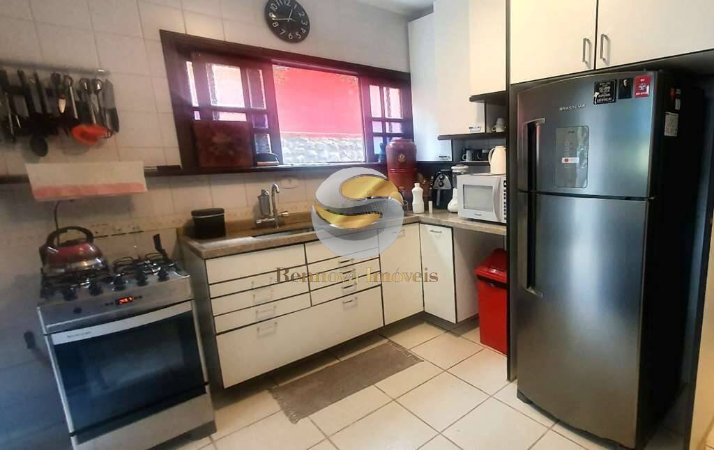 Casa de Condomínio à venda com 4 quartos, 442m² - Foto 20