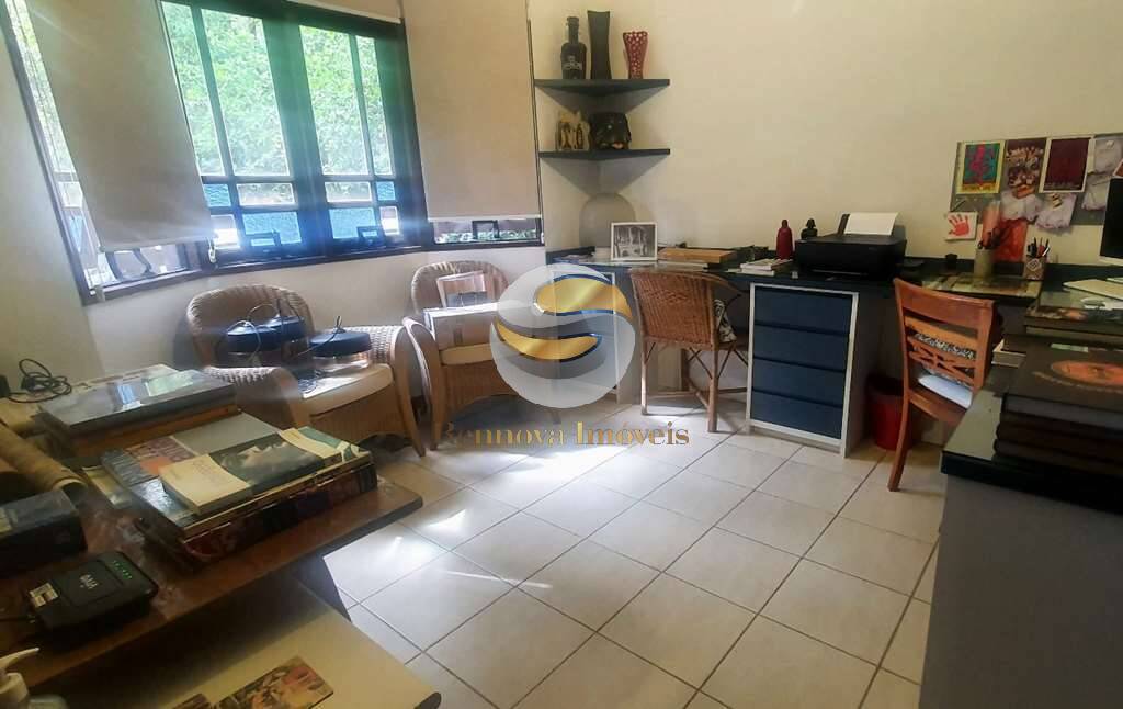 Casa de Condomínio à venda com 4 quartos, 442m² - Foto 33