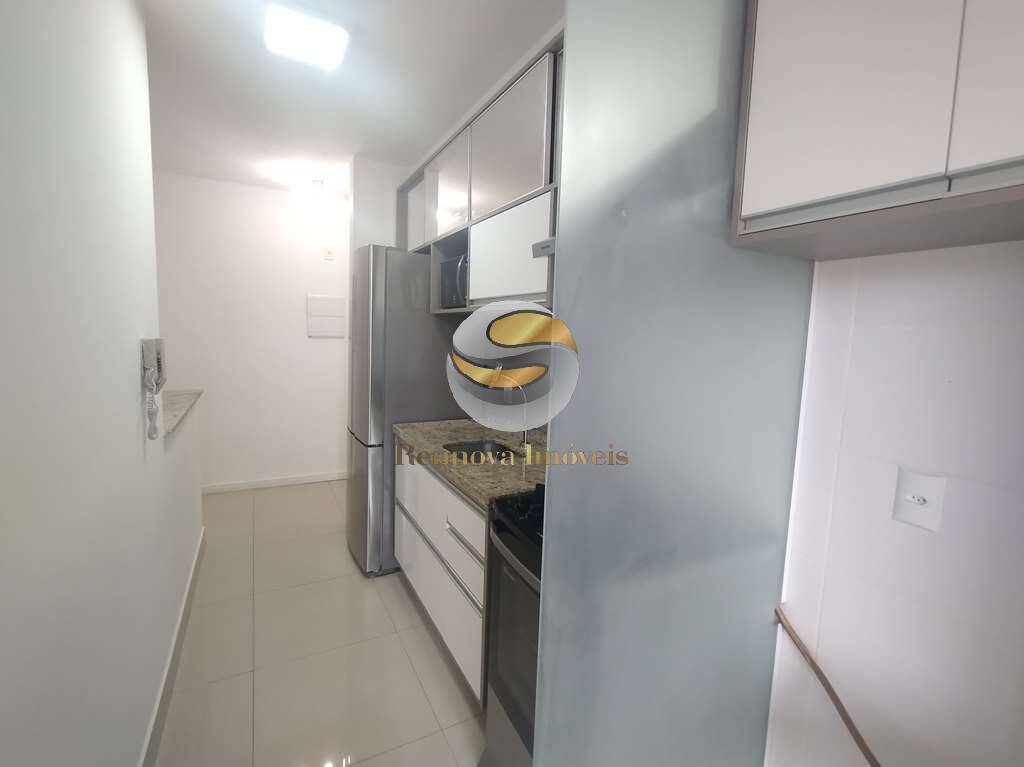 Apartamento à venda com 3 quartos, 69m² - Foto 3